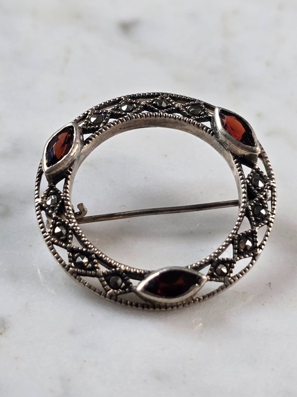 Womens Vintage Estate Sterling Silver Garnet Brooch 4.7g #E1178